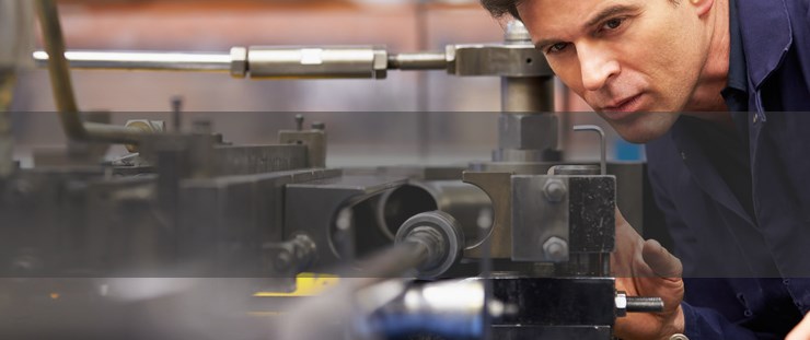 Banner - hydraulický stroj