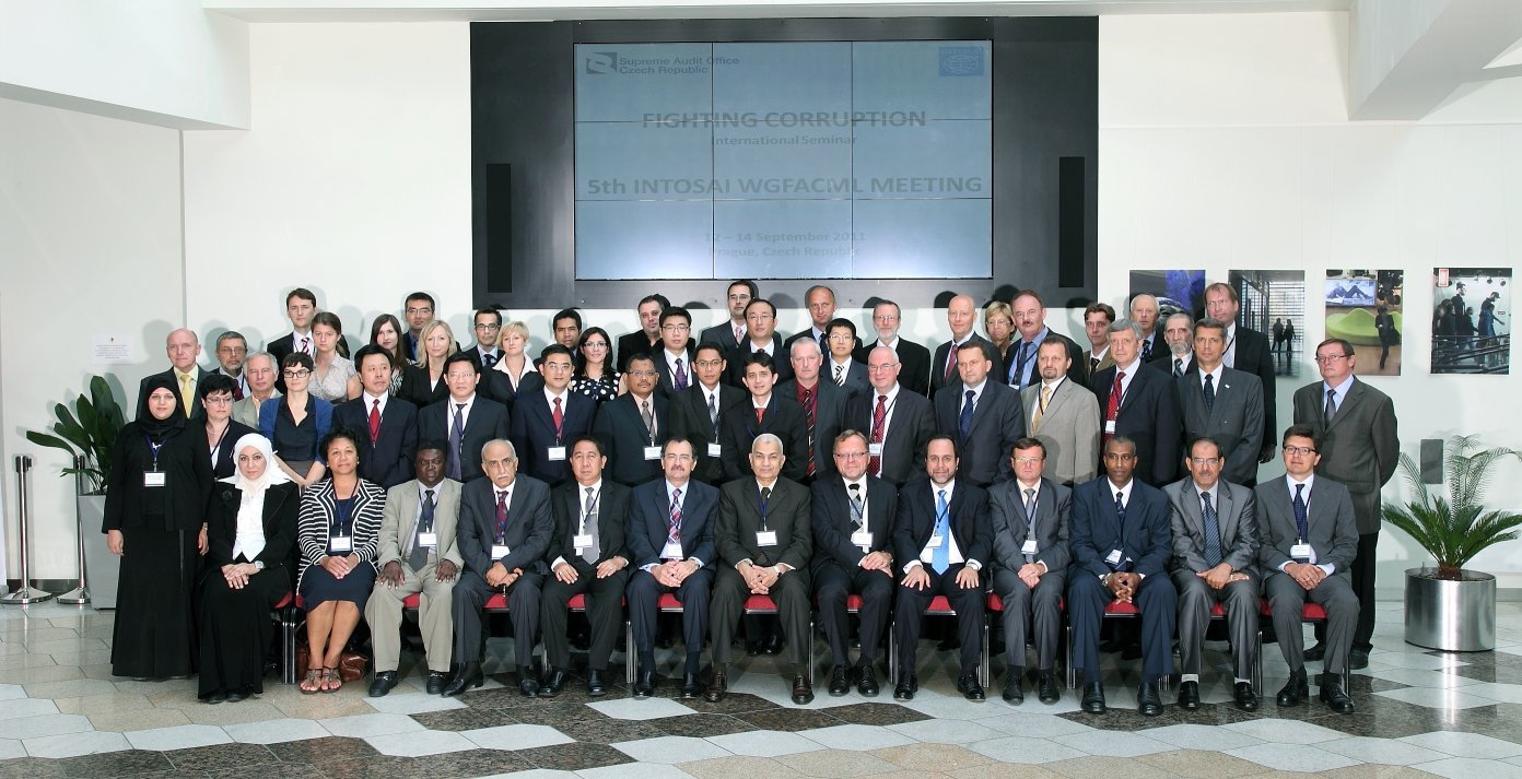 Seminar aimed at fight against corruption - Prague, September 2011 - Group photo